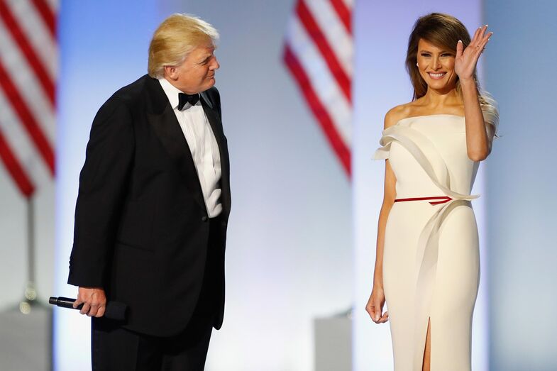 Melania, a primeira dama dos EUA, mas está a ser aconselhada a divorciar-se do marido
