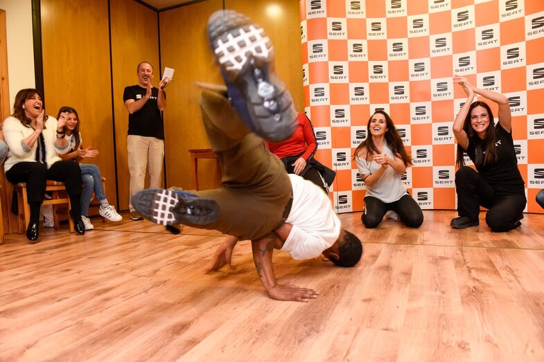 Catarina Gouveia e Helena Costa aplaudem Gonçalo Cabral 