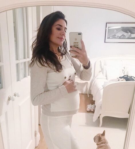 Mia Rose comemora chegada do filho Mateus, em breve, com uma festa 