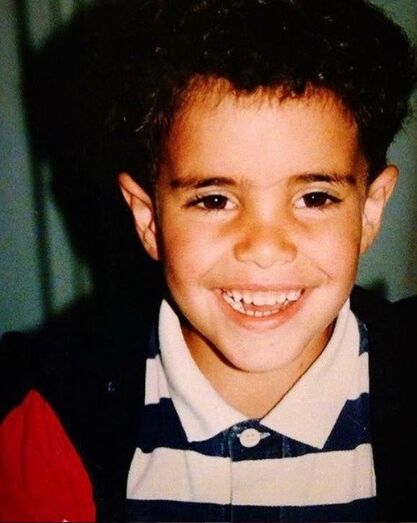 O extravagante e camaleónico Carlos Costa