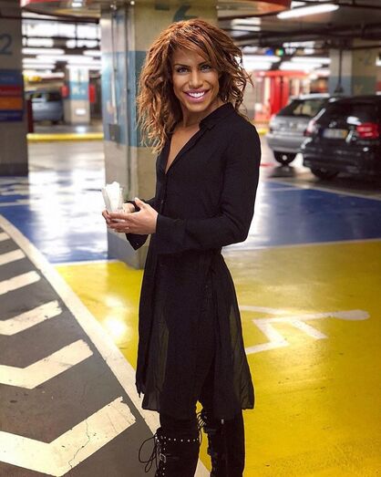 O extravagante e camaleónico Carlos Costa