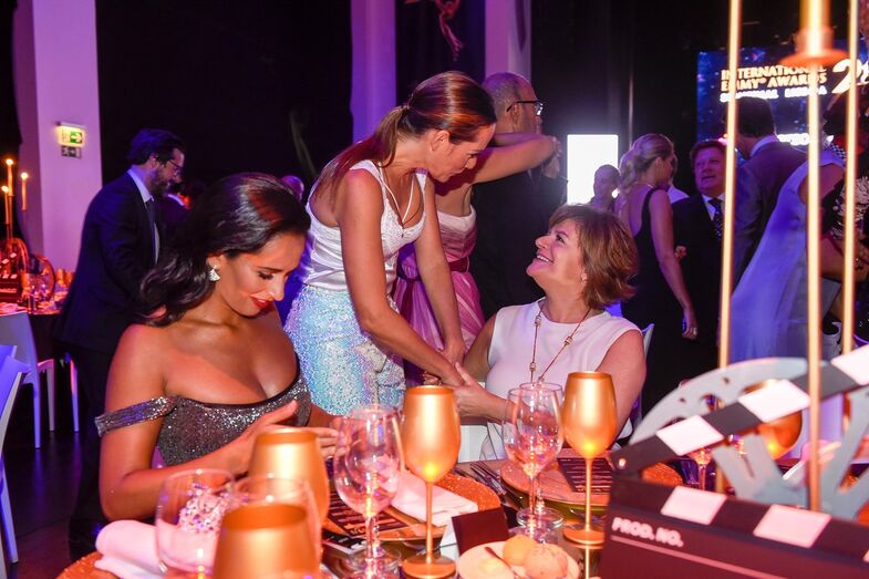 Grande festa. Famosos reúnem-se na noite dos Emmys em Lisboa