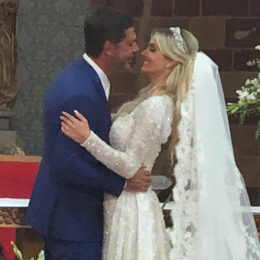 Depois do divóricio com a milionária Athina Oassis, Doda casa-se no Algarve. As primeiras imagens