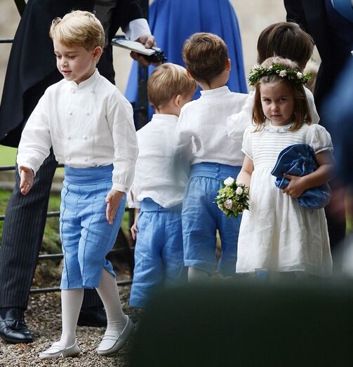 George e Charlotte no casamento de Sophie Carter