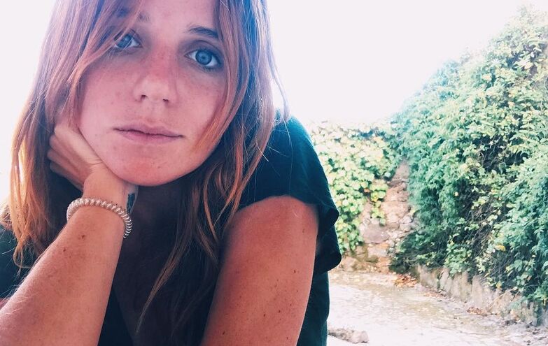 Inês Herédia faz revelação sobre grande amor: Não saiu do país para reconquistar namorada