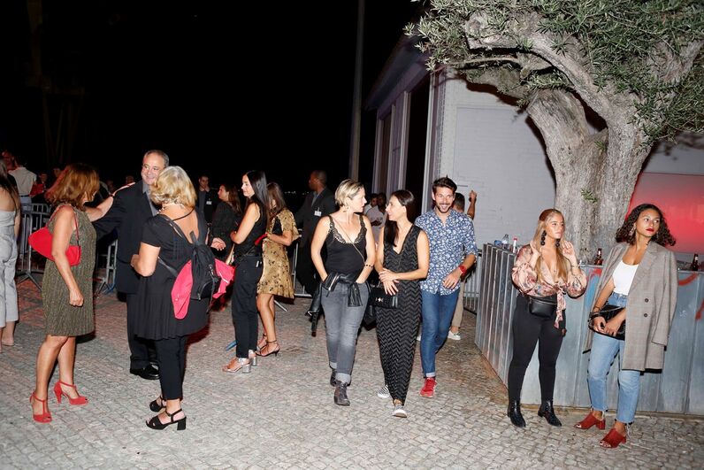 Música, dança, loucura e espectáculo: os 20 anos do Lux Frágil