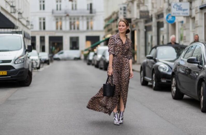 Como usar os vestidos de Verão ao longo do Outono
