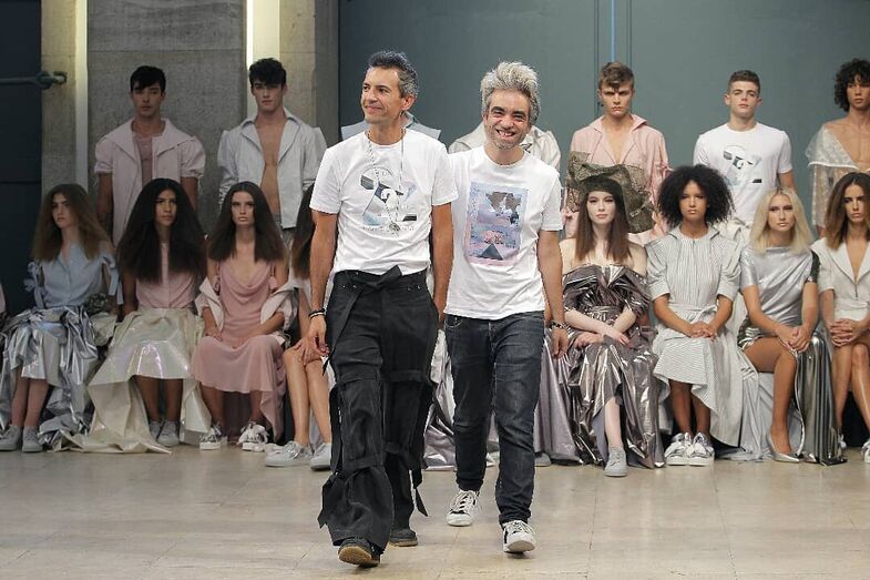 João Branco, à direita da imagem