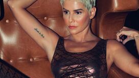 O que se passa com Deborah Secco? Atriz brasileira revela sensualidade em poses ousadas