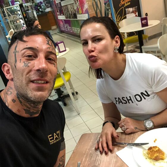 Quem é o novo amigo italiano da irmã de Ronaldo envolvido em várias polémicas?