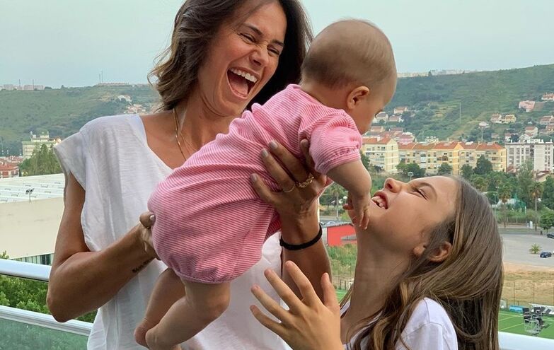 6 meses de puro amor! Cláudia Vieira celebra meio ano de vida da filha Caetana